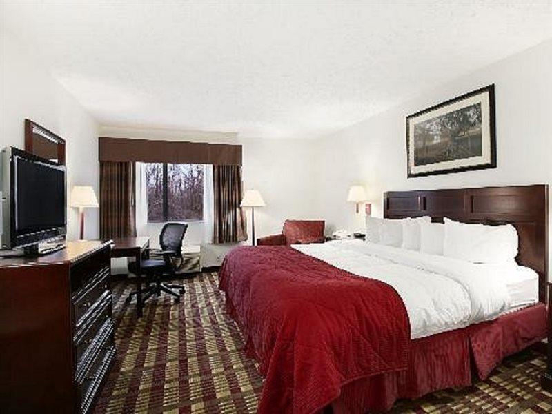 Baymont By Wyndham Boston Heights/Hudson酒店 外观 照片